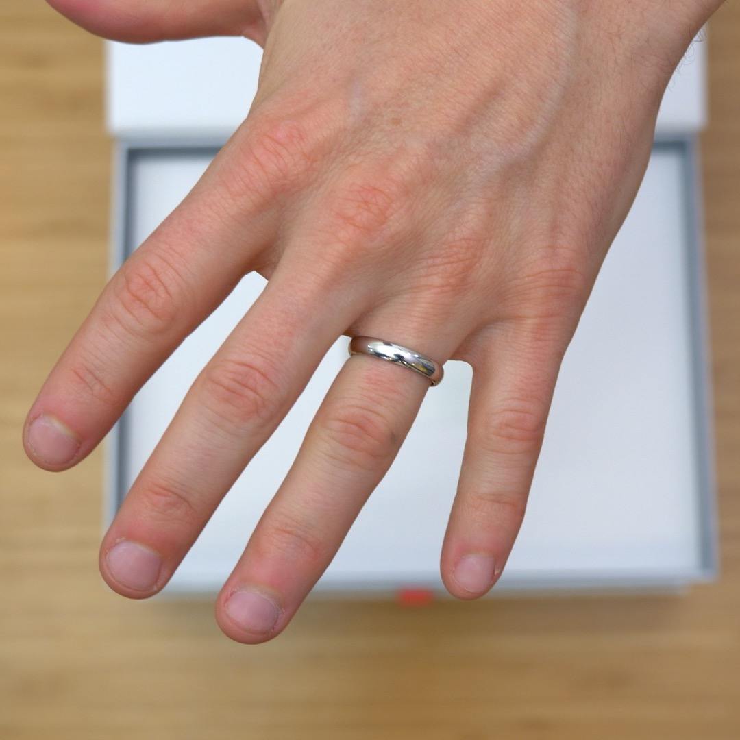 Want An Easy Fix For The Size Of Your Engagement Rings? Read This!